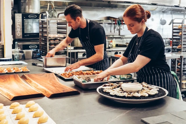 Catering - book online with Bookme