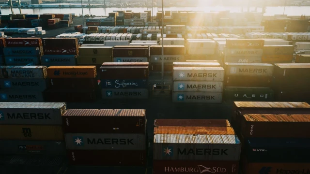 Logistics Assistance - book online with Bookme